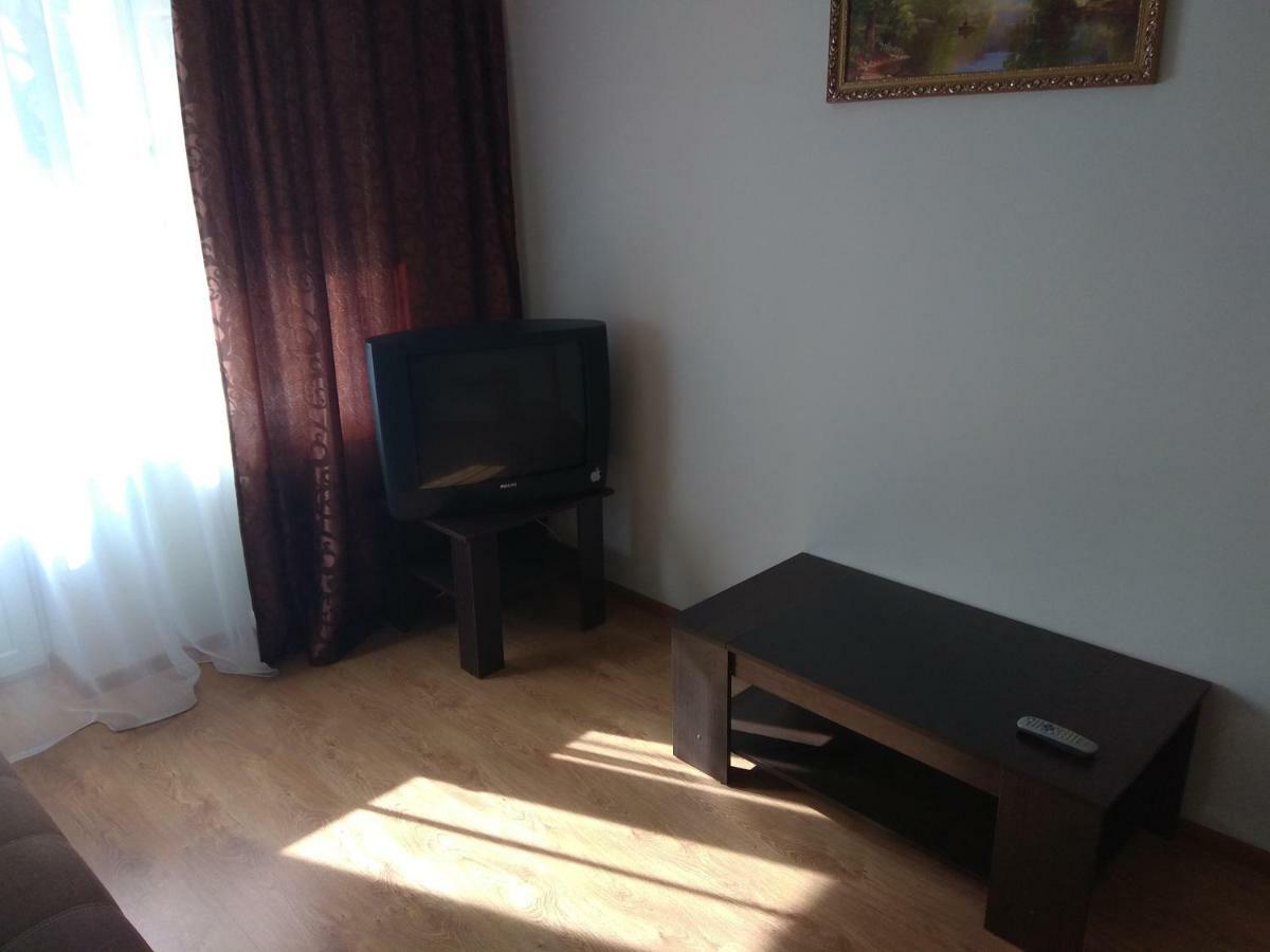Затишна Квартира Apartment Ривне Екстериор снимка