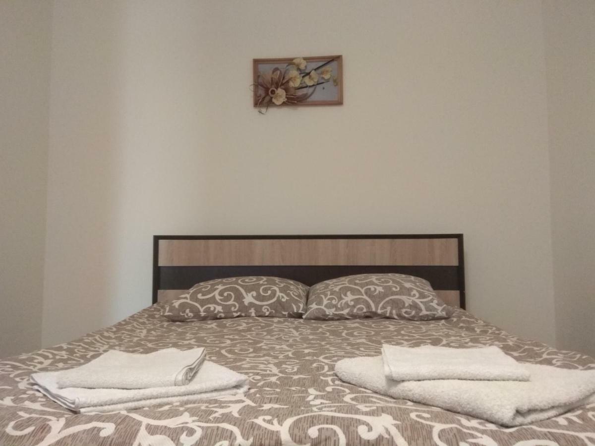 Затишна Квартира Apartment Ривне Екстериор снимка